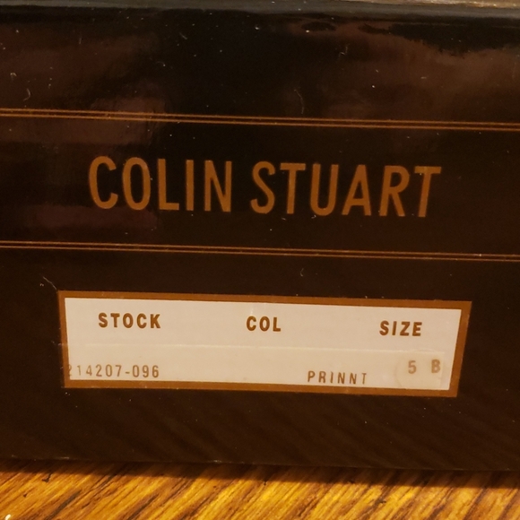 Size 5 colin stuart leopard bootie heels - Picture 8 of 8